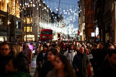 Christmas shoppers to have faces scanned by new cameras in busy London tourist spot