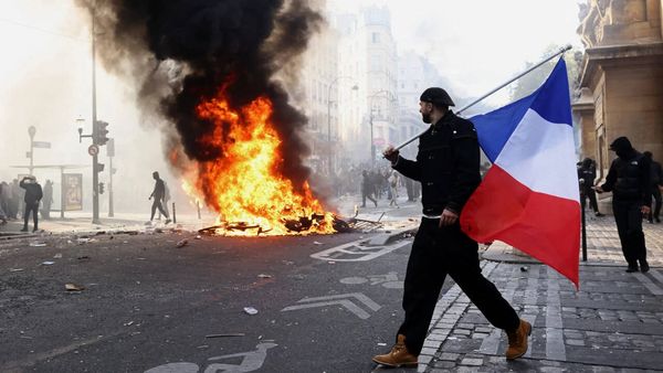 France students' unrest: 70,000 police deployed, museums closed ahead of fresh weekend protests