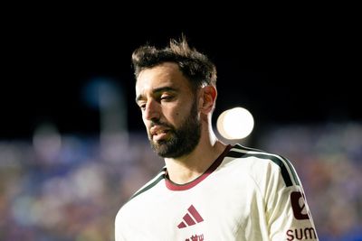 Will Bruno Fernandes be dropped by Manchester United? Michael Carrick reveals update