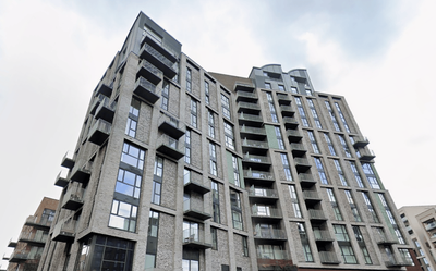 Hundreds evacuated from east London towers after 'disastrous' crack discovered