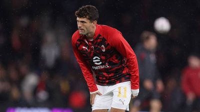 Christian Pulisic Rendered Helpless in Europa League Clash With USMNT Friend