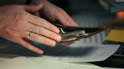 Older Americans Report $3B Lost to Fraud in 2025 as Six-Figure Loss Reports Climb, FTC Says