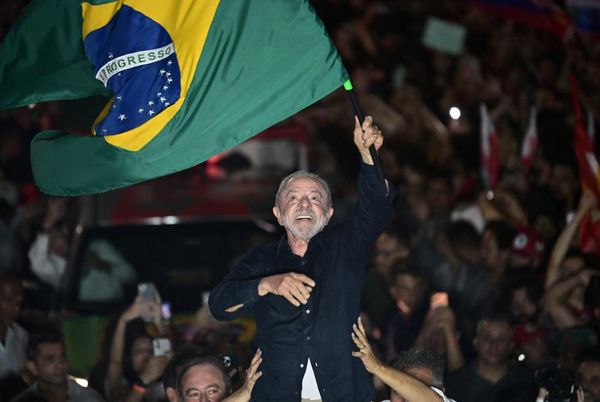 ‘We can’t let the far right take power again’: Lula voters in final push before Brazil runoff