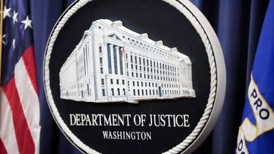 US contractor accused of leaking classified defence info to journalist girlfriend