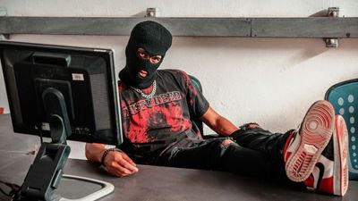Man Who Robbed Bank in Jesus' Name Then Called Pastor Pleads Guilty to Federal Credit Union Crime