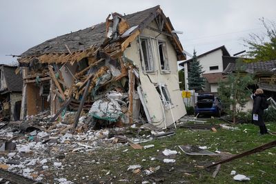 Ukraine strikes Russian plant ahead of Melania-brokered ceasefire