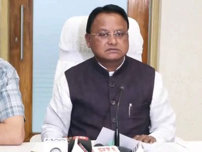 Odisha braces for cyclone Arnab, CM Majhi targets zero casualties as storm nears coast on October 28