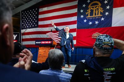 Ted Cruz Lands in Georgia With a Warning Republicans Didn't Want to Hear: It's Tied