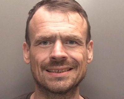 Manhunt under way to find prisoner who absconded from medical facility