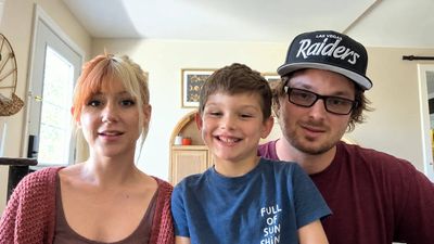 9-year-old can write 10 languages and a dozen fonts