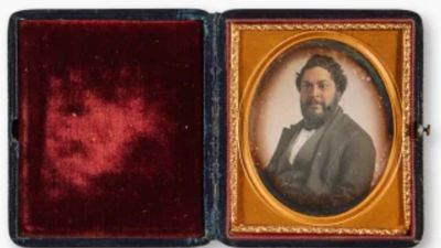 170-year-old portrait sold for $882 in 2025 fetches $230,400 after man's identity is discovered