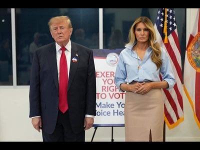 Donald Trump votes early in Florida for US midterm elections 2026. Watch video, see photos