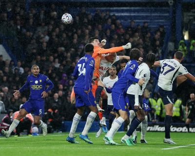 Glitch in Chelsea’s coding costs Alonso while resurgent Spurs are all systems go