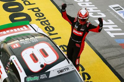 Sammy Smith wins NASCAR O'Reilly Talladega race with last-lap pass