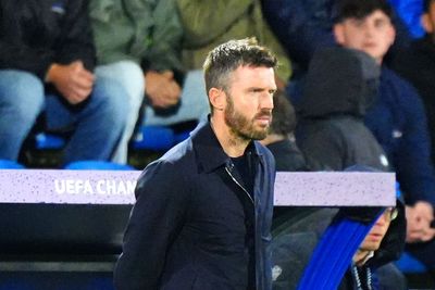 Michael Carrick says Man Utd is not an unmanageable club