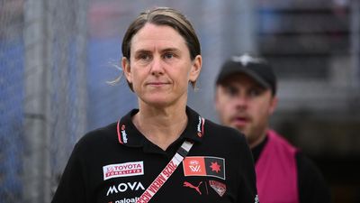 Essendon coach sacked after season bombs