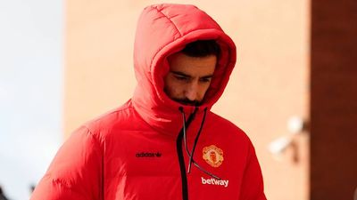 ‘Pure Football’—Michael Carrick Benches Bruno Fernandes With Scathing Revelation