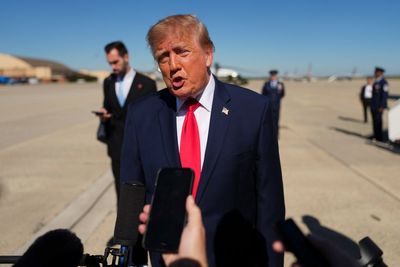 Trump doubles down on Reflecting Pool vandalism claims