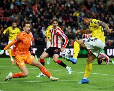 Roefs and Trafford stand firm as Sunderland and Leeds battle for point