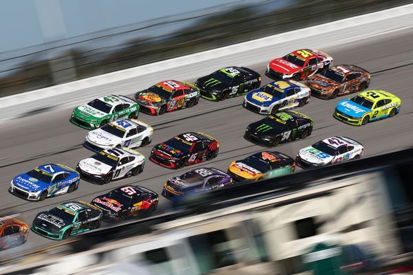 Denny Hamlin blasts Next Gen: “A sports car not meant to be running 200mph”