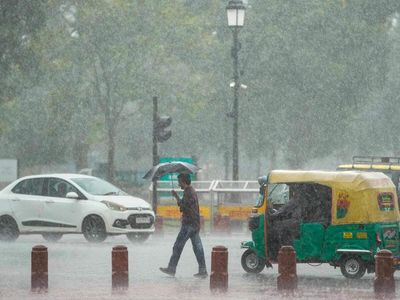 Weather Today, October 26: IMD predicts rain, thunderstorms in Tamil Nadu, Odisha, Chhattisgarh; Check forecast for Delhi, Bihar, UP and other states