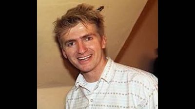 Neil Finn buys Auckland’s Edinburgh Castle pub for NZ$4.2 million for wellness retreat