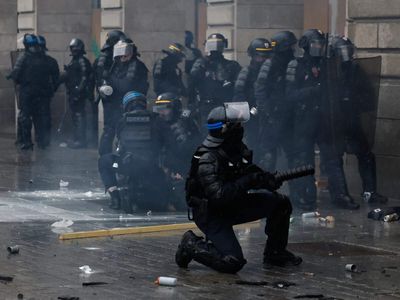 France protests: Police charge students at Sciences Po, knock man down as 1,314 arrested nationwide | Watch