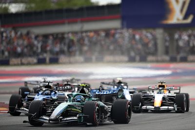 Alonso criticises quality of F1 backmarkers after Albon clash at United States GP