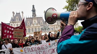 Young people's household income in Europe: How does France compare?