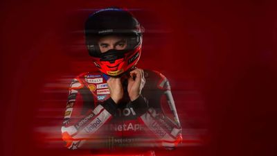 Former World Champion Motorcyclist Says Marquez Is “Infinitely Faster” Than Rossi