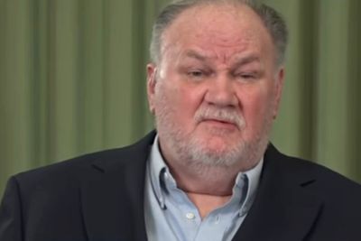 Former police chief says Met should have reported Thomas Markle to FBI