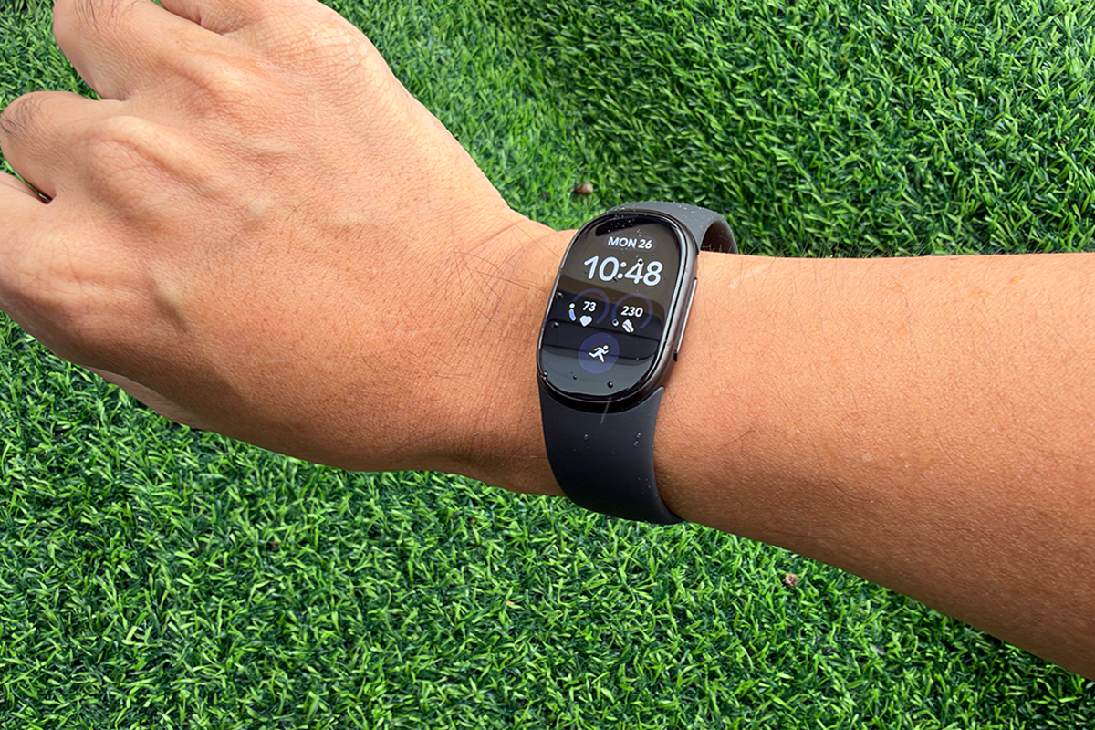 I’ve used the Fitbit Edge for almost 2 weeks, and one…