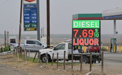Trump Floats 'Epic Fury 2' on Iran While Gas Prices Squeeze Latino Families