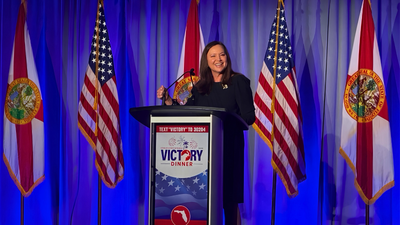 Ashley Moody Backs a Stock-Trading Ban for Congress as July Report Estimates 310% Returns on Family-Linked Trades
