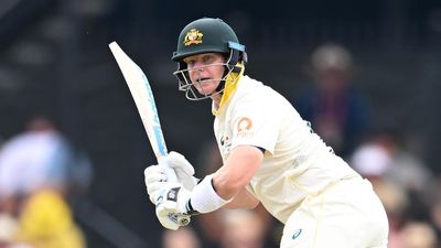 Smith's neck offers new morning of drama at Newlands