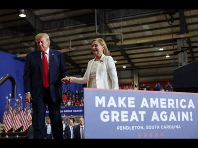 US midterm elections 2026 funding is quietly shaped by cryptocurrency donations. Check how fat checks are benefitting Donald Trump, Republicans