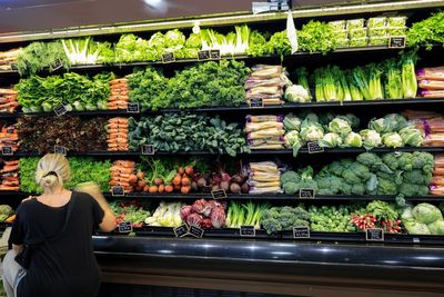 Shockingly few imported fruits and vegetables under US inspection despite the summer’s ‘explosive diarrhea’ outbreak