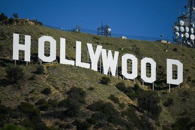 LA residents file public nuisance complaint over visitors gathering at Hollywood sign