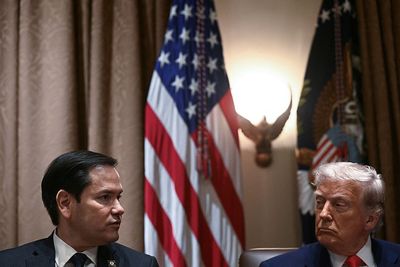 Trump to Showcase Venezuelan Oil Shipment in Texas Alongside Rubio During Midterm Campaign Trip