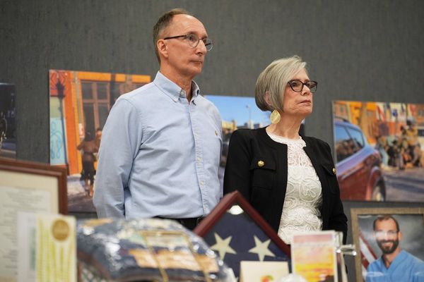 Alex Pretti's parents say federal government is shielding agents involved in his killing