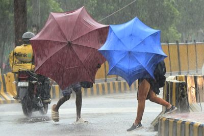 Cyclone Arnab hits India's Andhra Pradesh state as tens of thousands evacuate