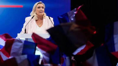French media protest manhandling of journalists at far-right party rally