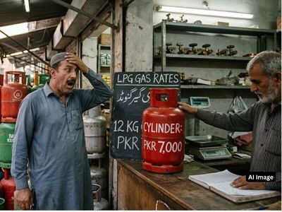 Pakistan running out of gas: 12 kg LPG cylinder costs PKR 7000