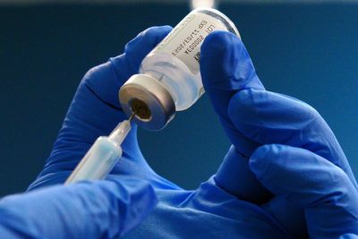 GSK sees falling vaccine sales take shine off earnings