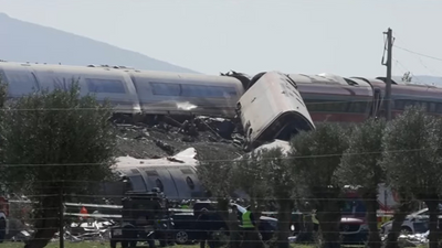Spain Train Crash: Report Claims Renfe AVE Was Cleared Past Red Signal Before Hitting Iryo Near Toledo