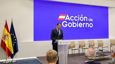 ‘Inexplicable’ order by control centre investigated after Spain train crash