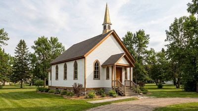 Chapel Conversion Costs: Minnesota couple sink $515,000 into 1909 Airbnb; returns stay modest