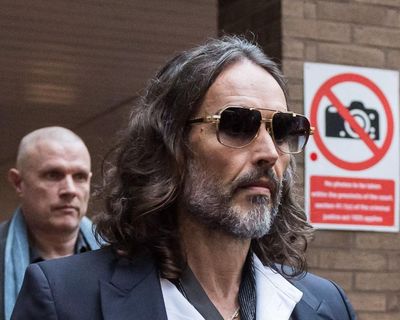 Russell Brand tells trial it was wrong to use fame to ‘facilitate’ sex with women