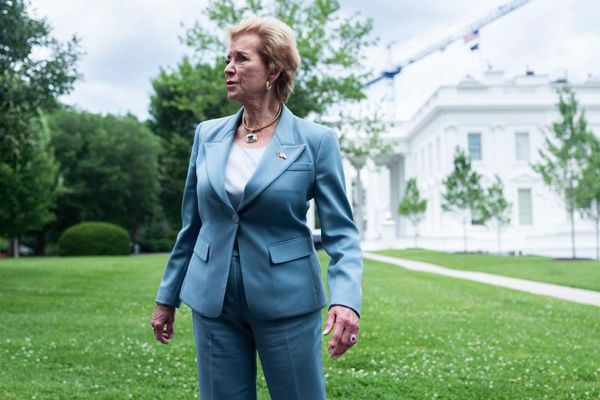 Education secretary Linda McMahon plans to spend nearly $43,000 on office furniture