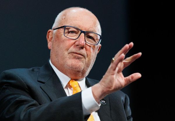 US ambassador suggests Trump could blame Canada if midterms don’t go his way